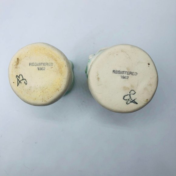 Pair of vintage handcrafted pottery pitcher vases mushrooms - Picture 10 of 11